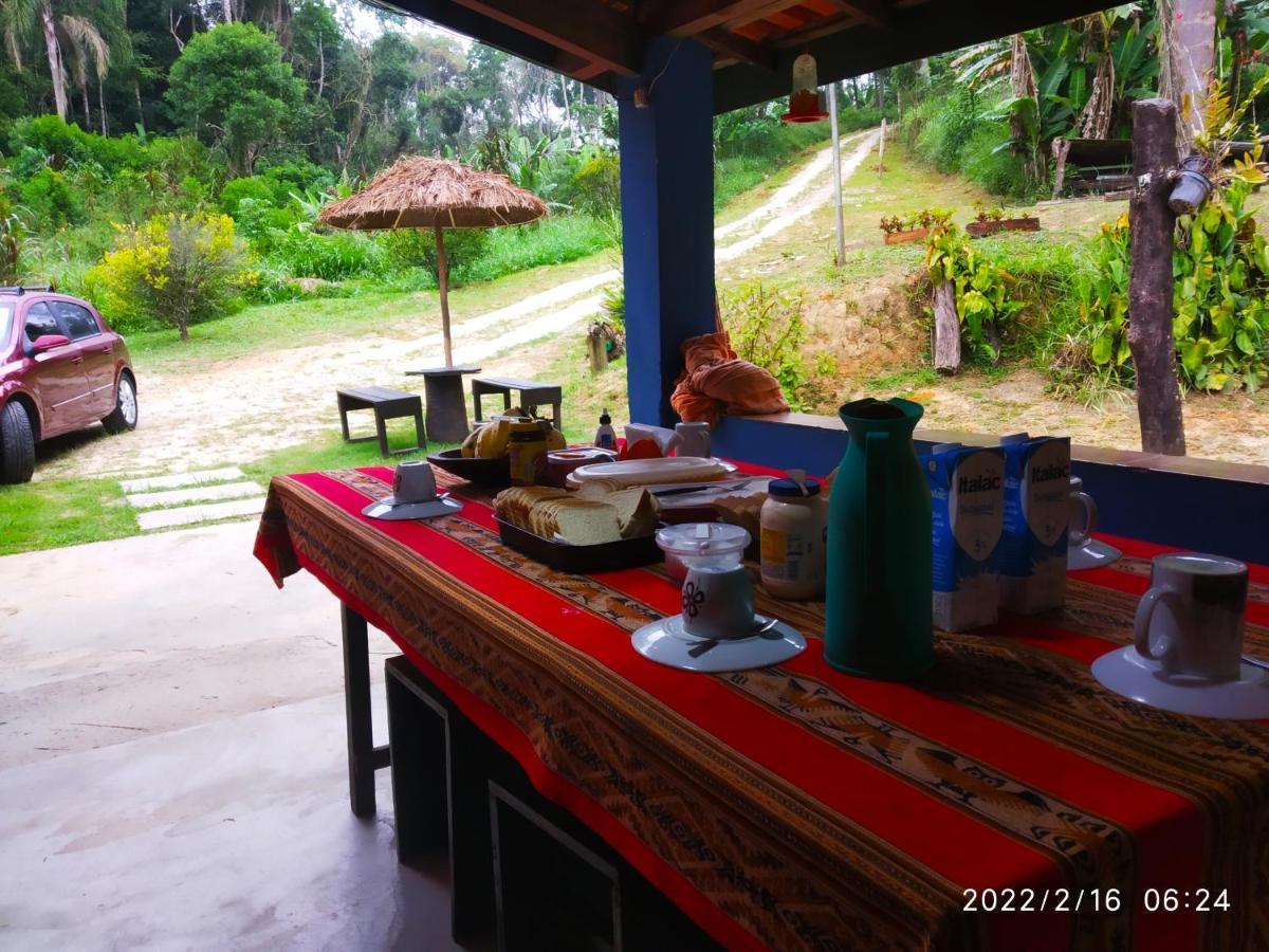O Brejo Encantado Hospedagem E Hostel Embu Ngoại thất bức ảnh