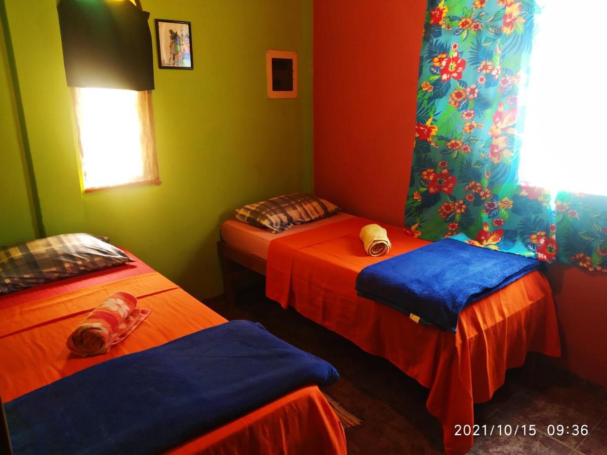 O Brejo Encantado Hospedagem E Hostel Embu Ngoại thất bức ảnh