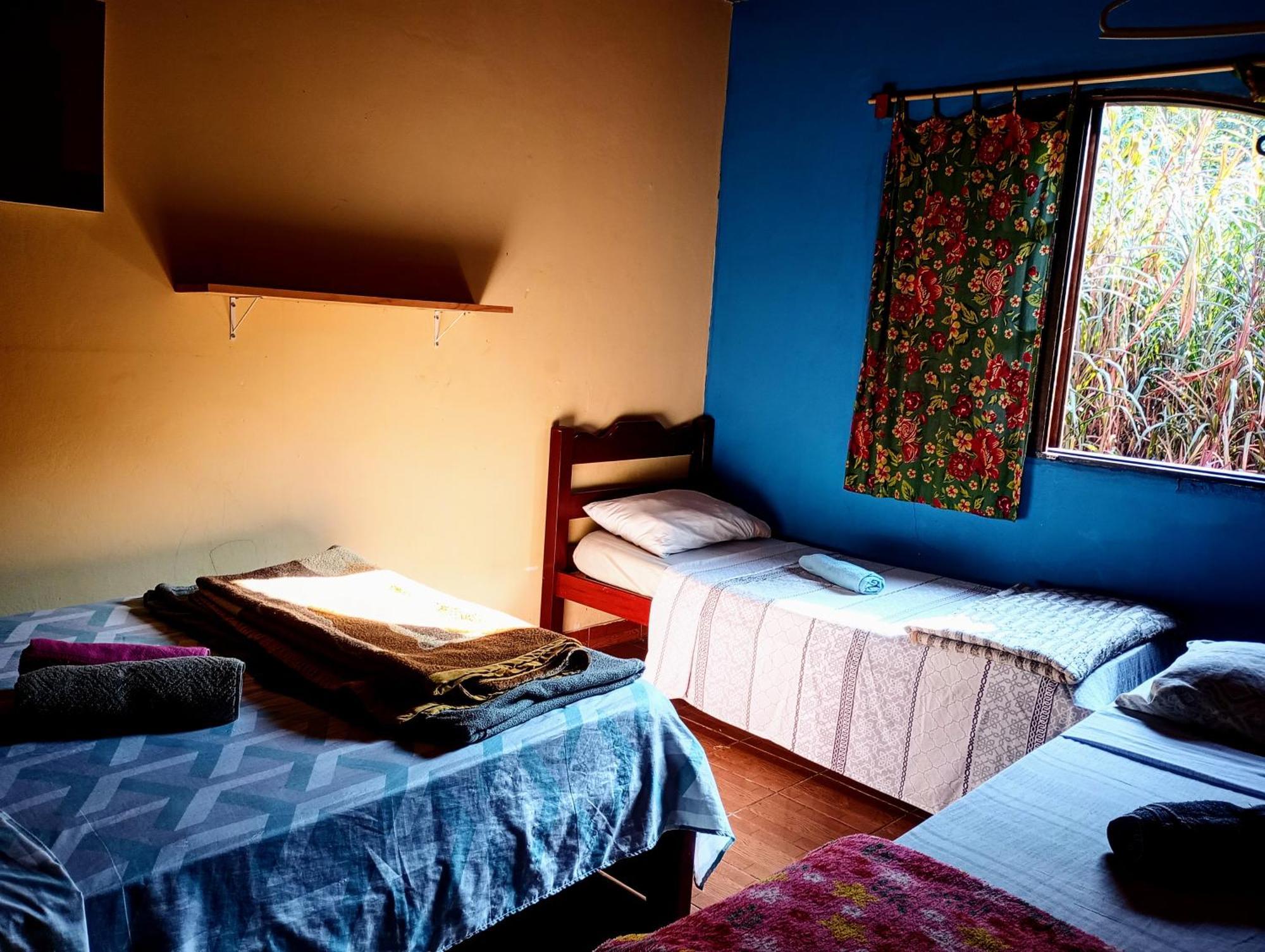 O Brejo Encantado Hospedagem E Hostel Embu Ngoại thất bức ảnh
