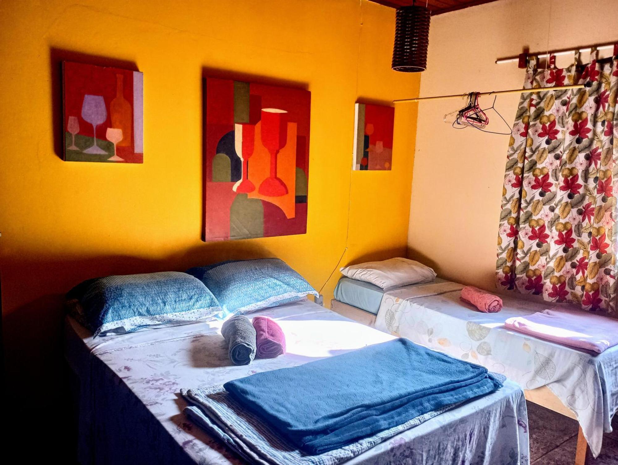 O Brejo Encantado Hospedagem E Hostel Embu Ngoại thất bức ảnh
