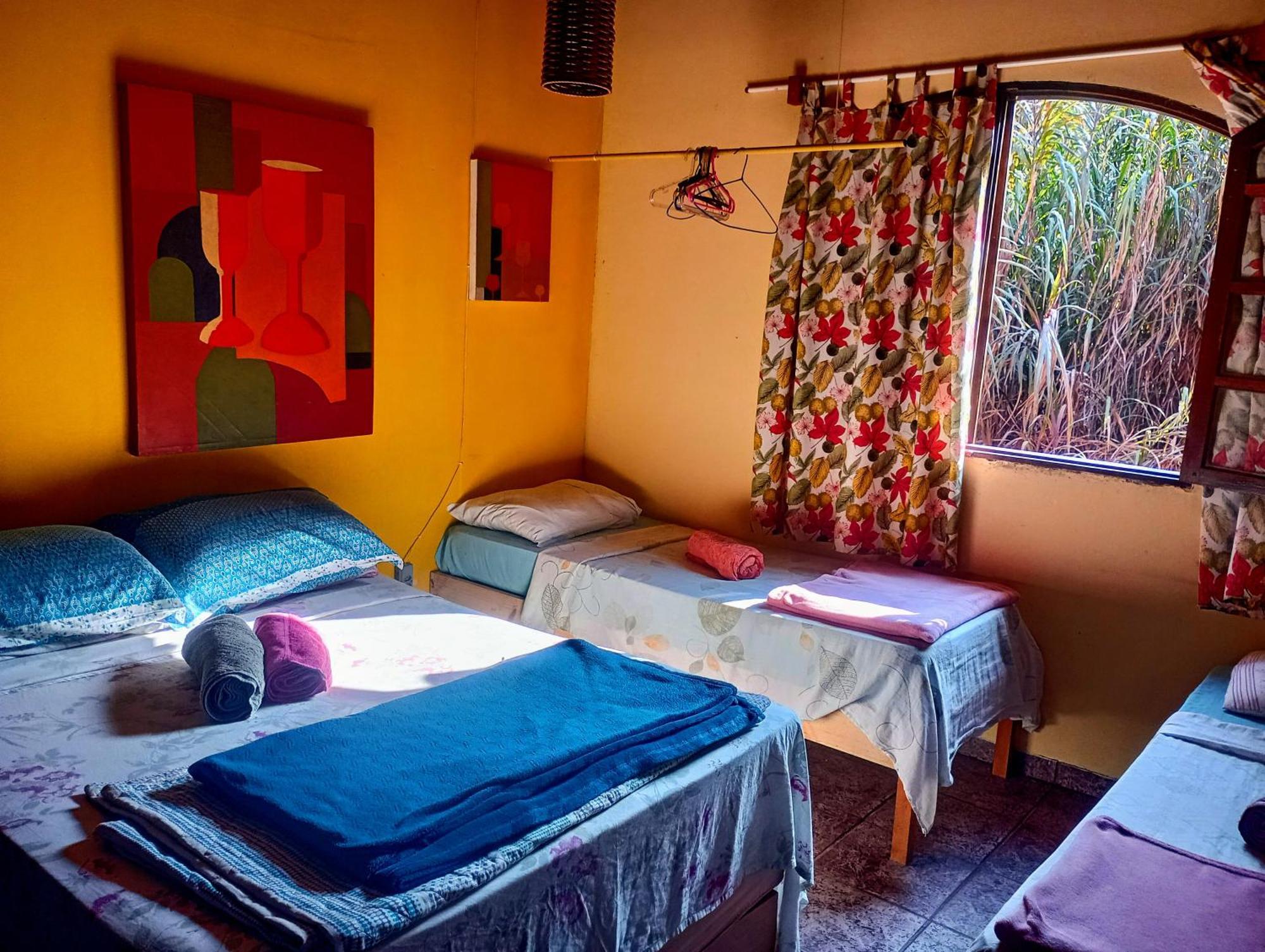 O Brejo Encantado Hospedagem E Hostel Embu Ngoại thất bức ảnh