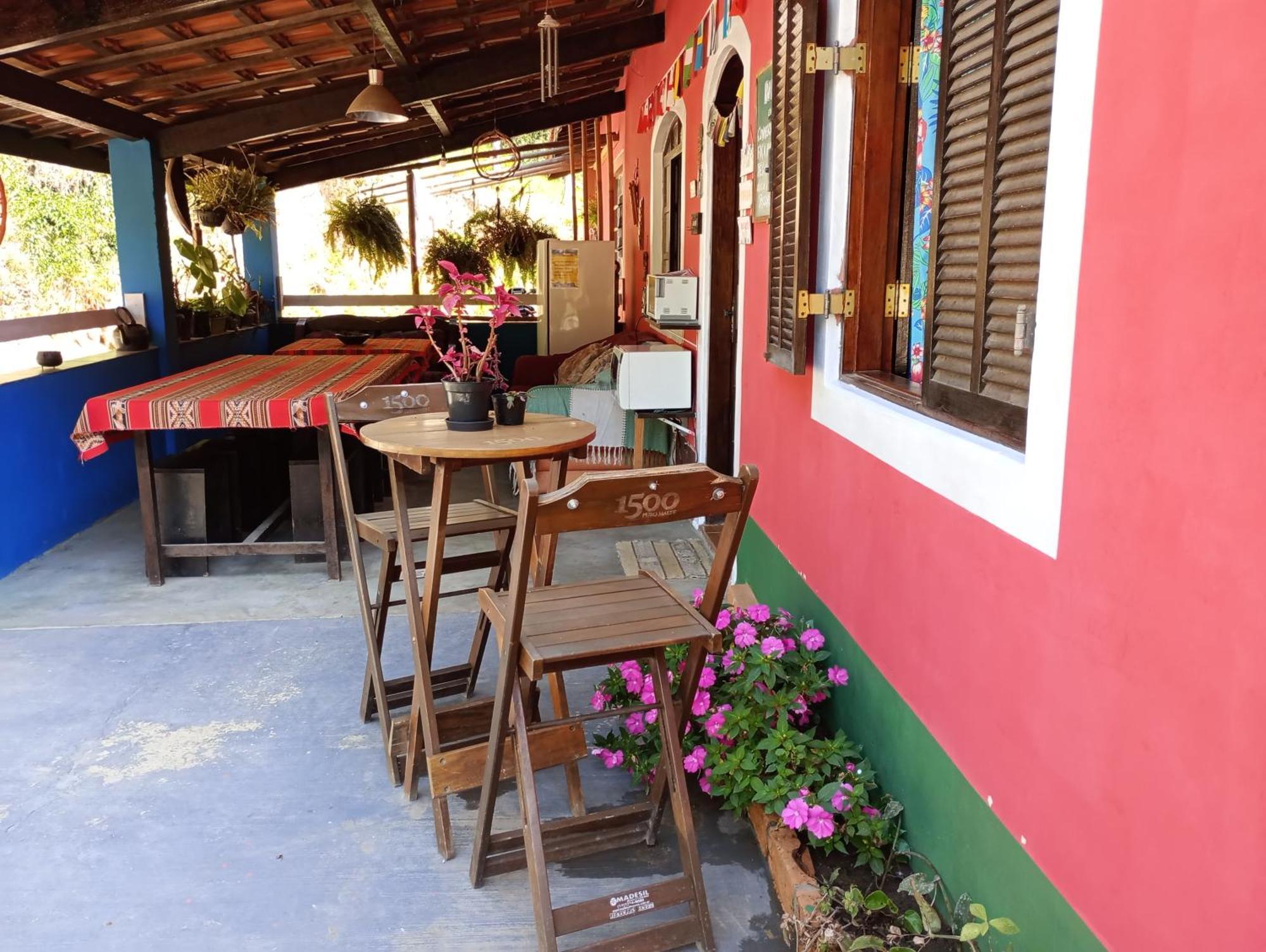 O Brejo Encantado Hospedagem E Hostel Embu Ngoại thất bức ảnh