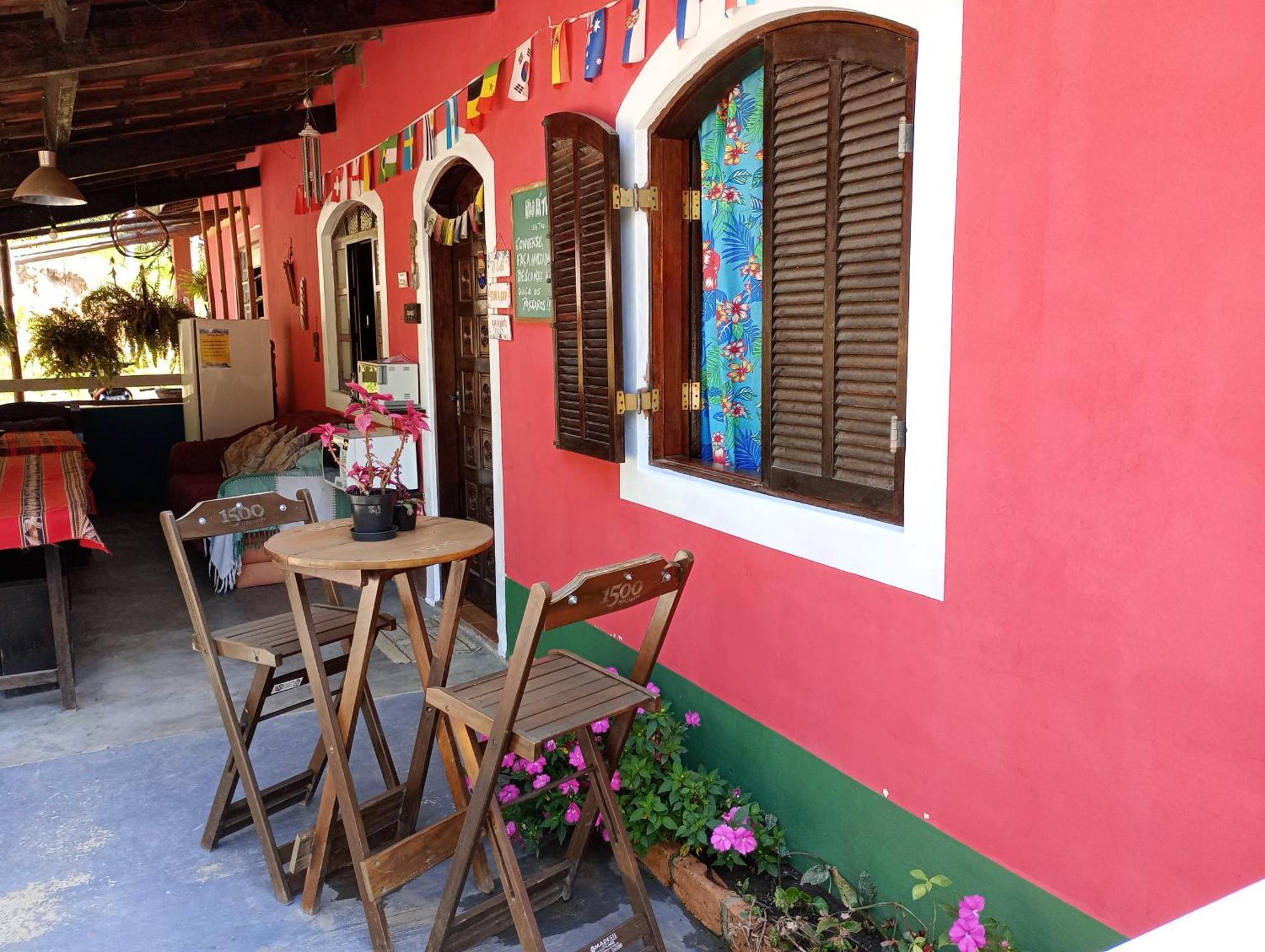O Brejo Encantado Hospedagem E Hostel Embu Ngoại thất bức ảnh